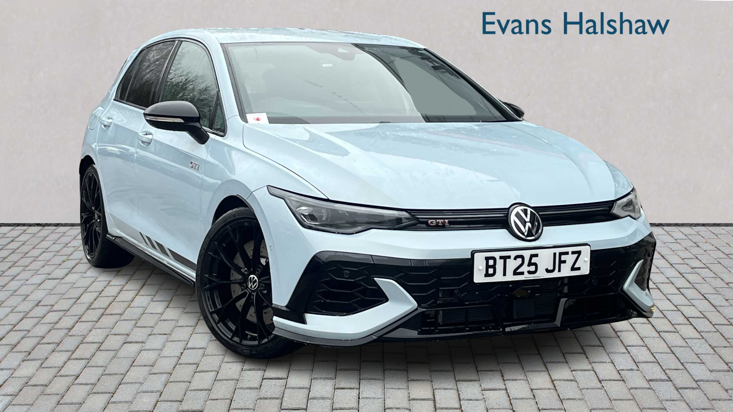 Main listing image - Volkswagen Golf GTI