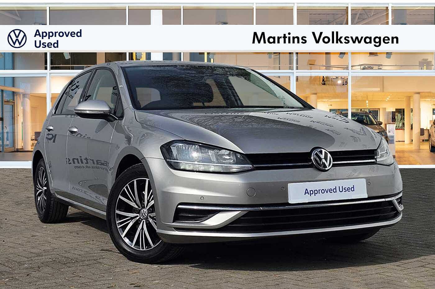 Main listing image - Volkswagen Golf