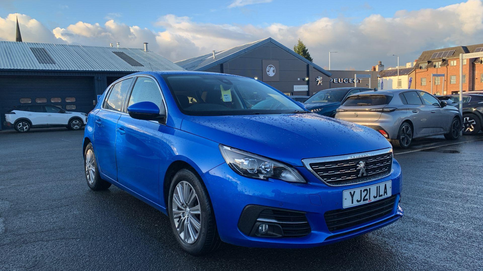 Main listing image - Peugeot 308