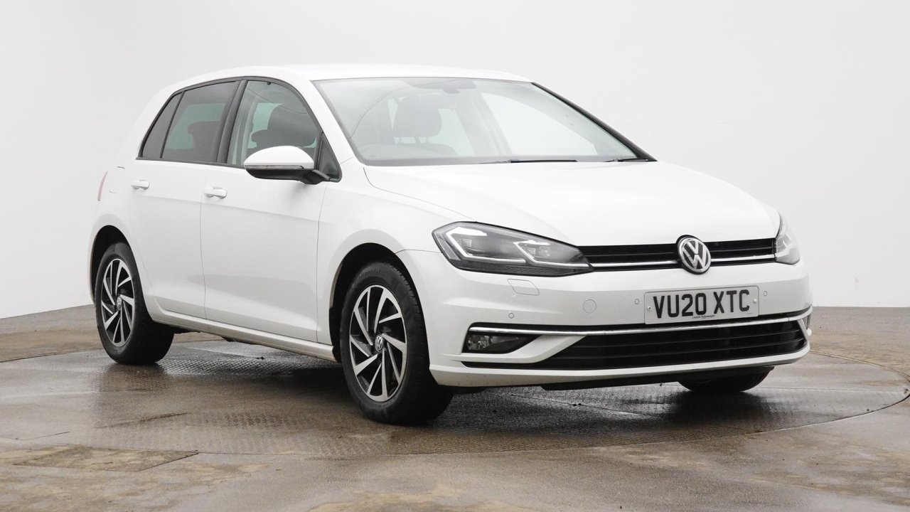 Main listing image - Volkswagen Golf