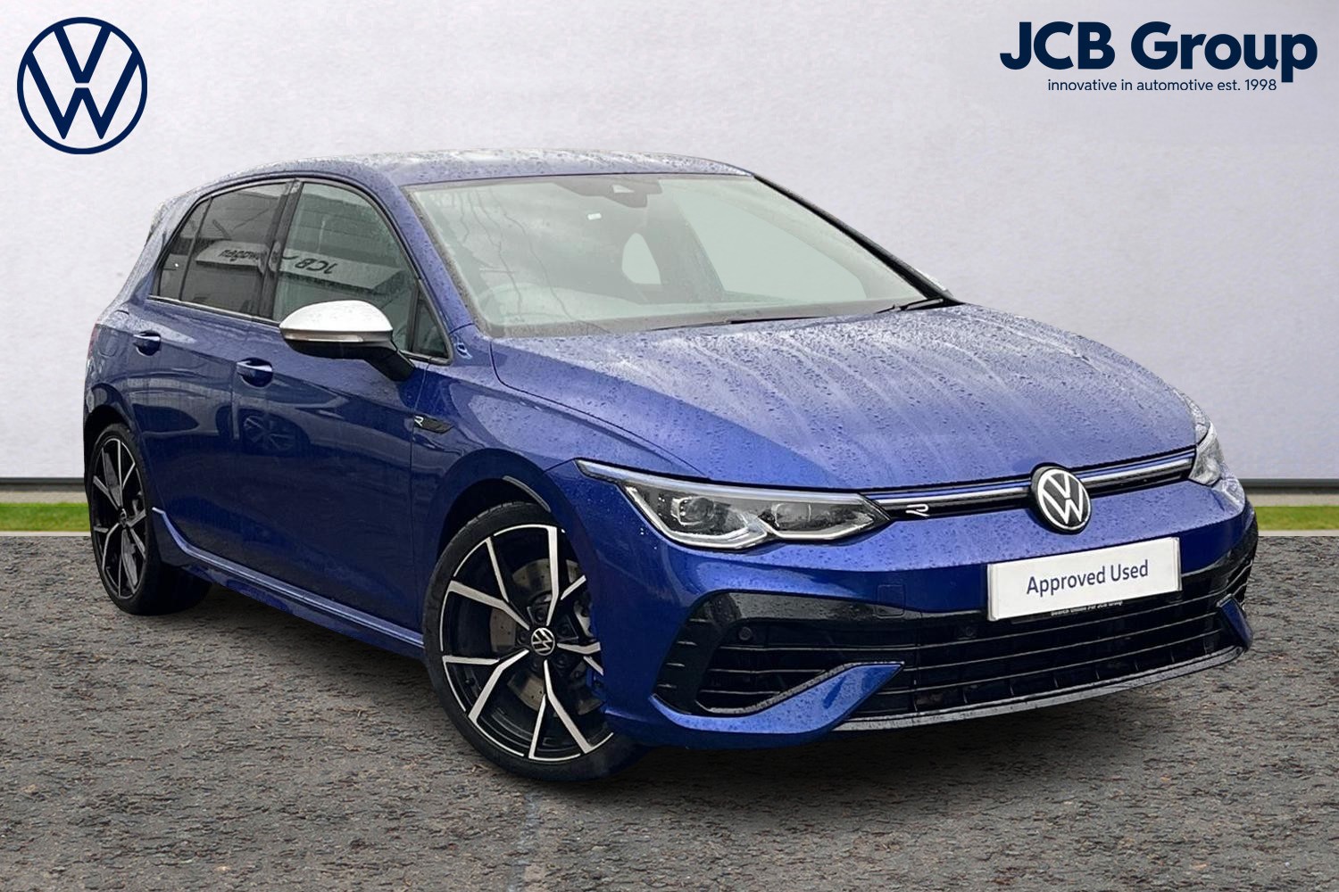 Main listing image - Volkswagen Golf R