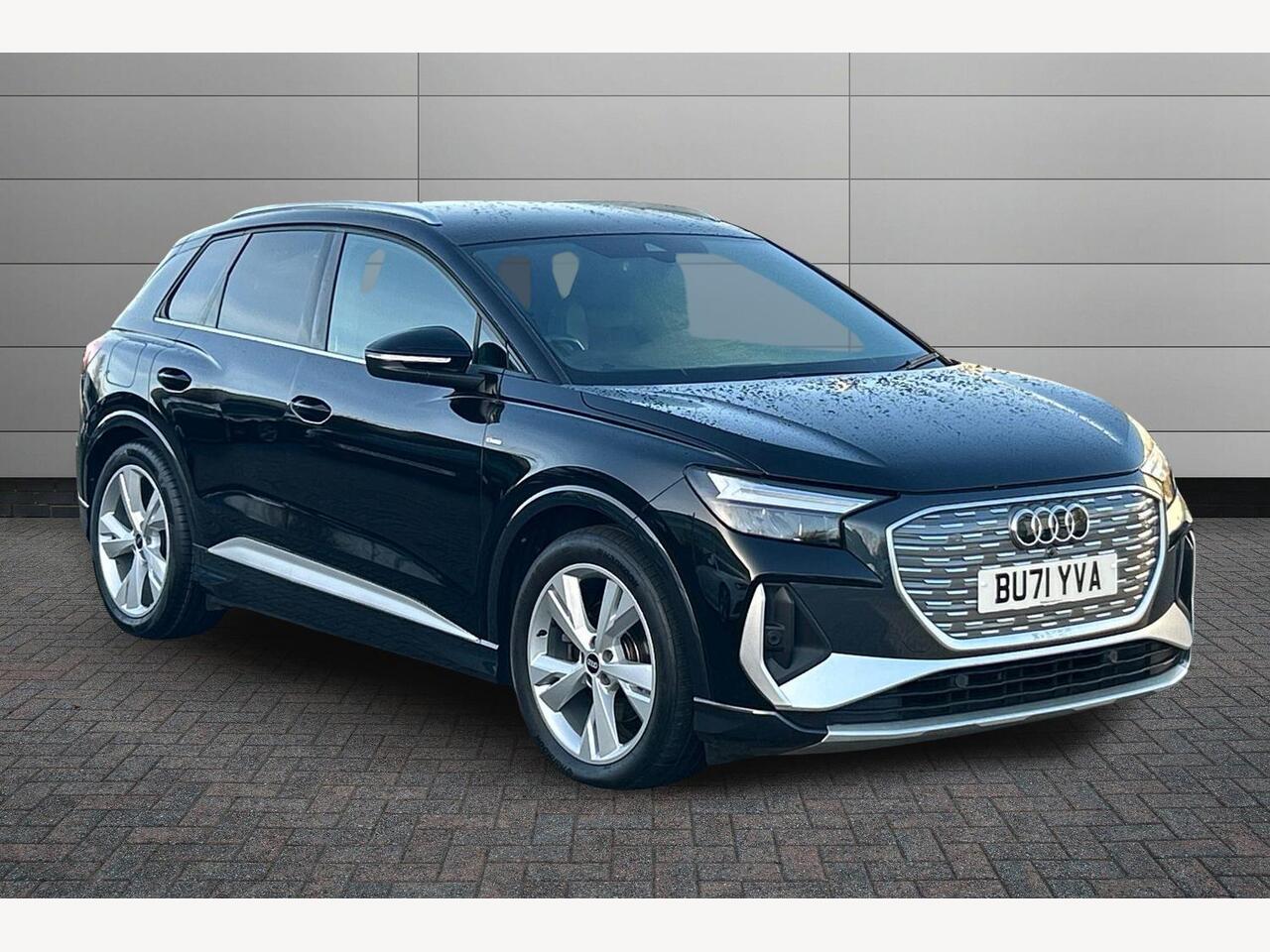 Main listing image - Audi Q4