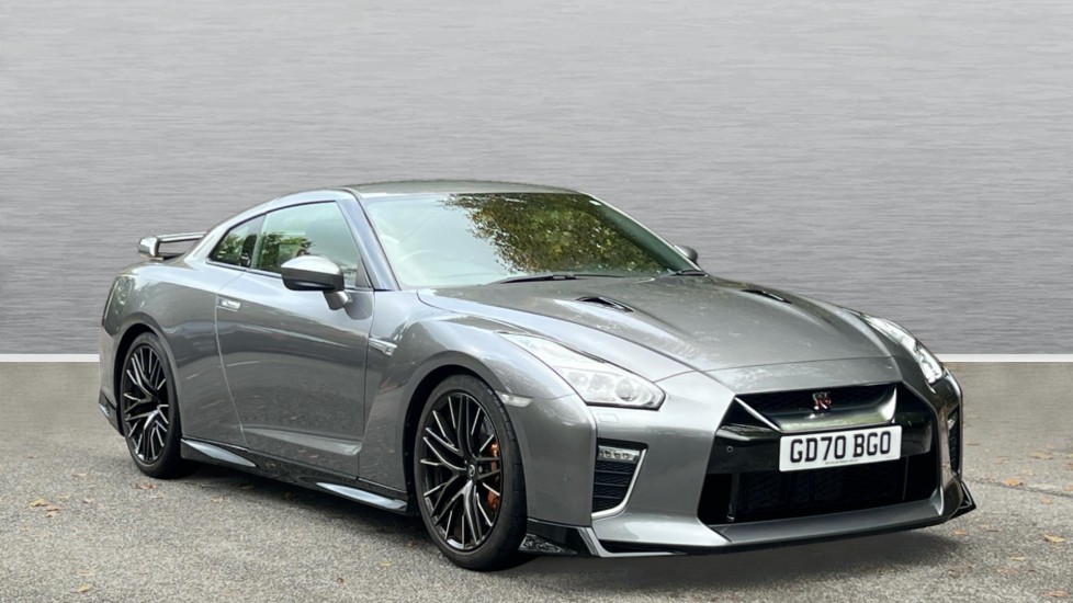 Main listing image - Nissan GT-R