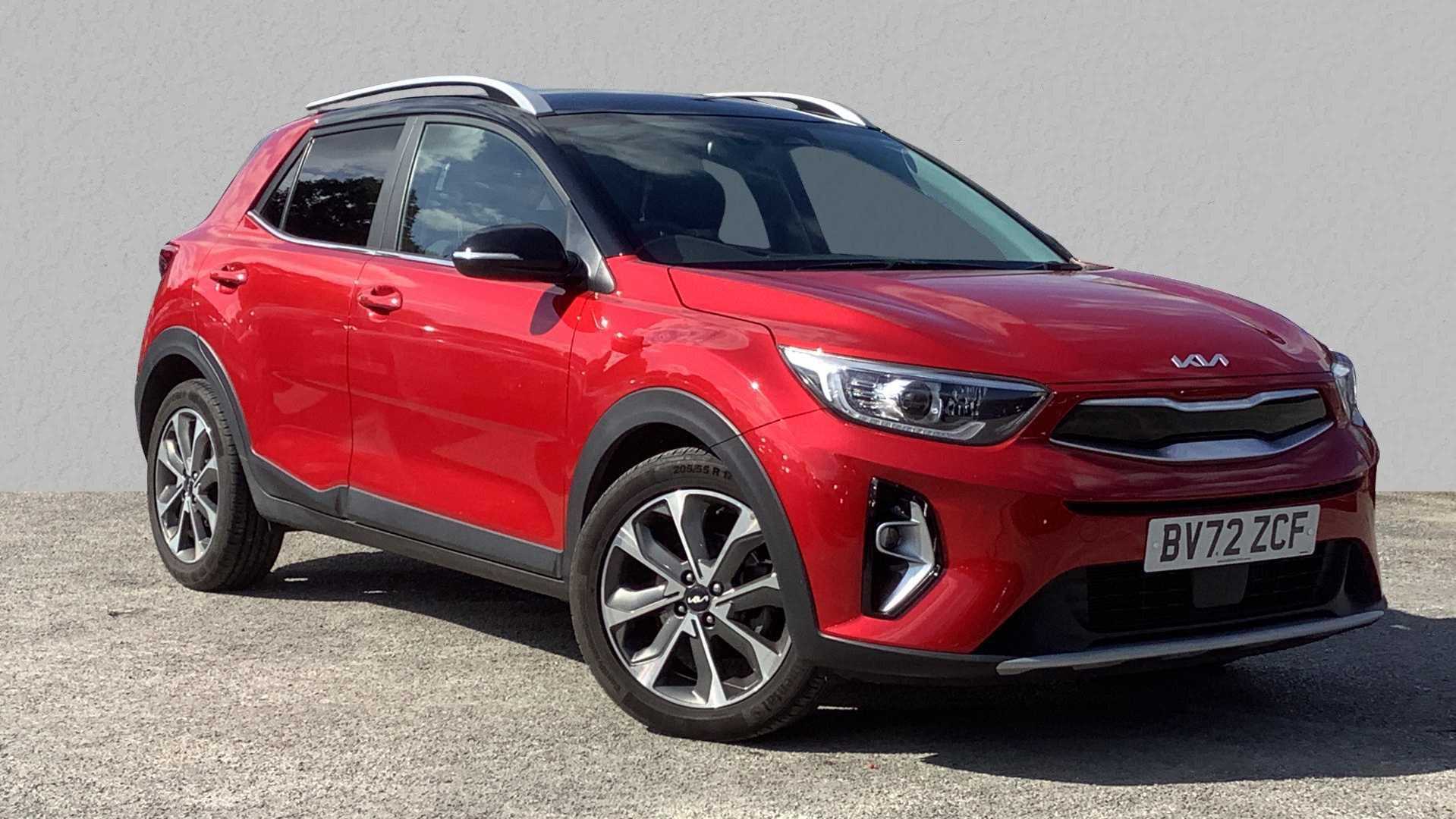 Main listing image - Kia Stonic