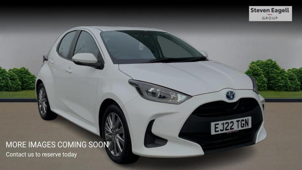 Main listing image - Toyota Yaris