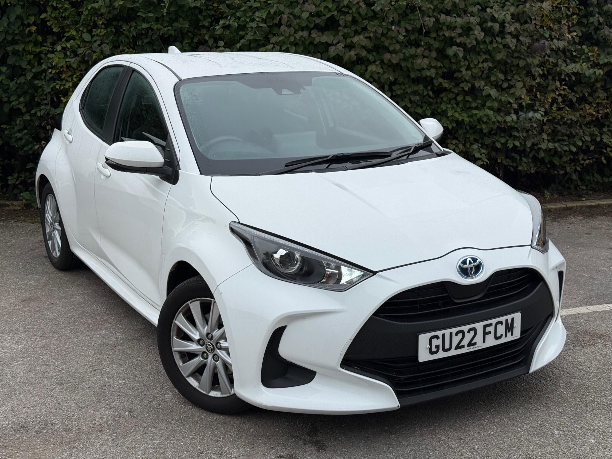 Main listing image - Toyota Yaris
