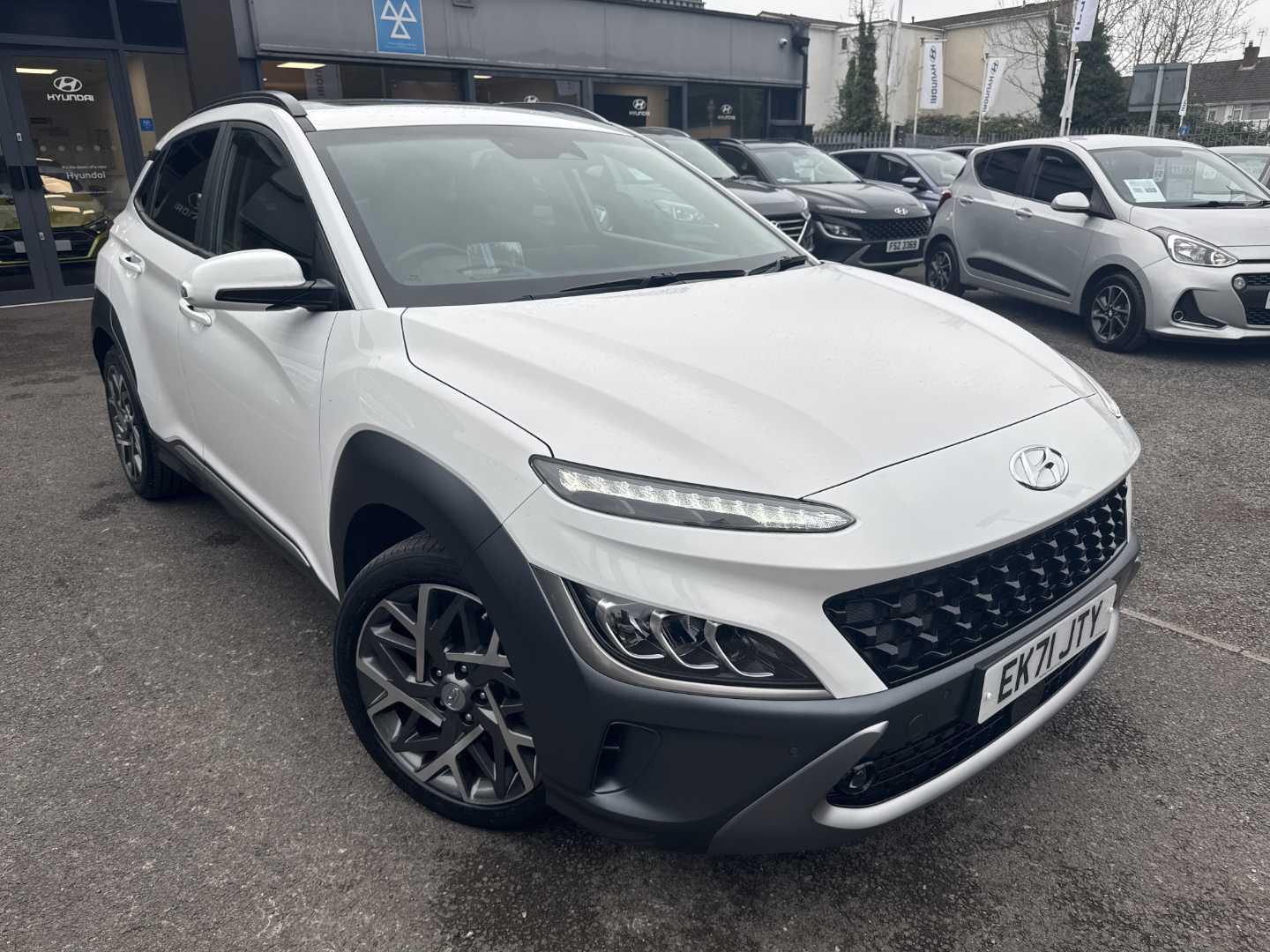 Main listing image - Hyundai Kona