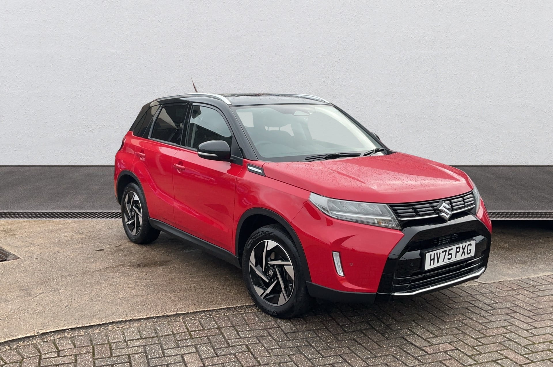 Main listing image - Suzuki Vitara