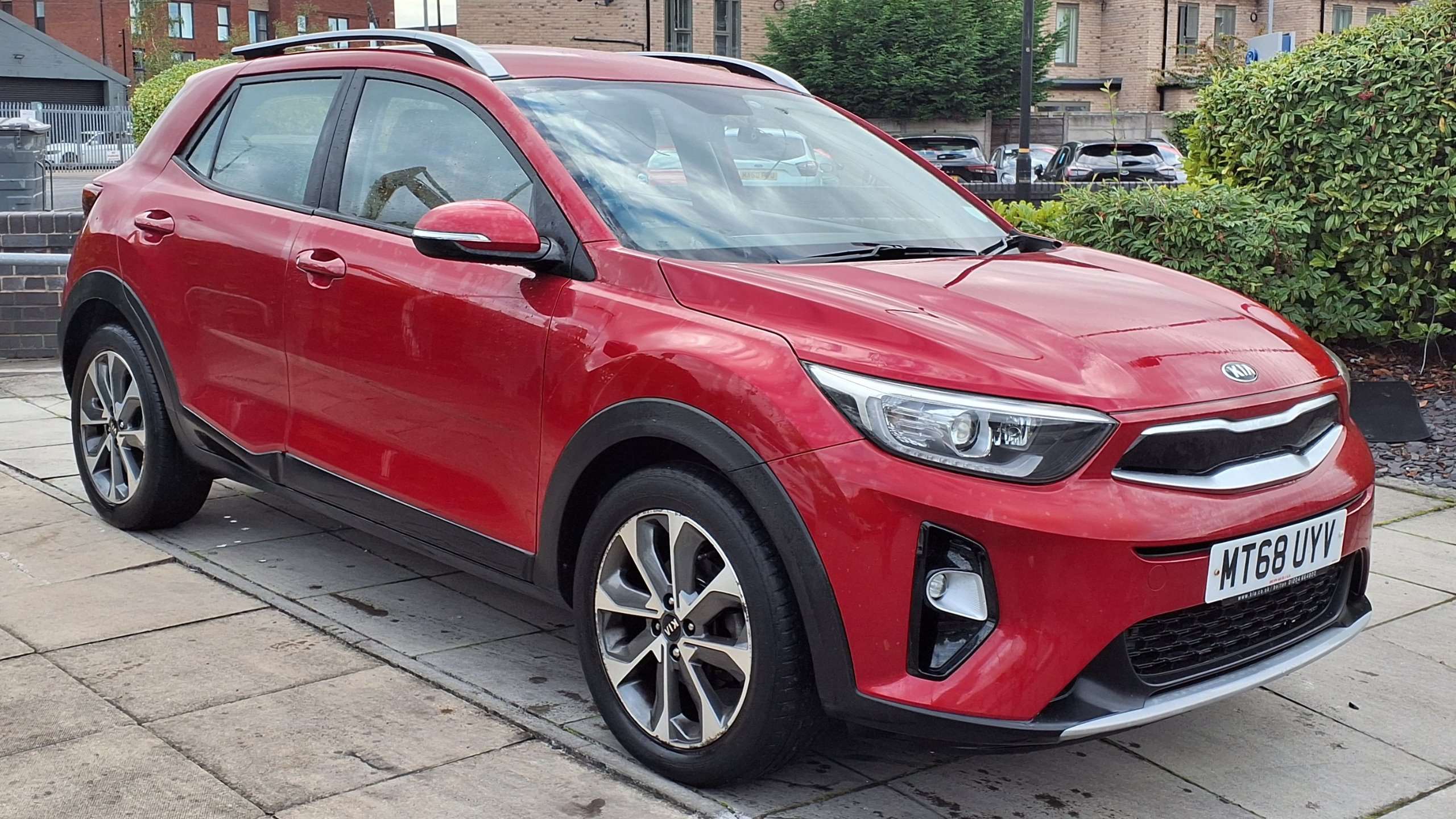 Main listing image - Kia Stonic