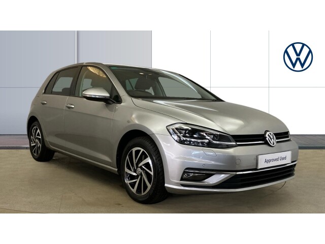 Main listing image - Volkswagen Golf