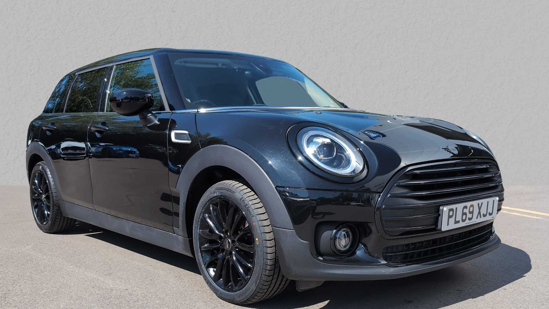 Main listing image - MINI Clubman