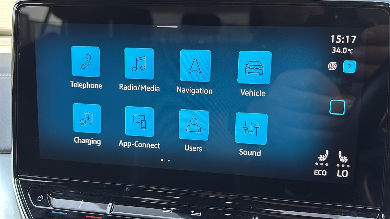 Main listing image - Volkswagen ID.4