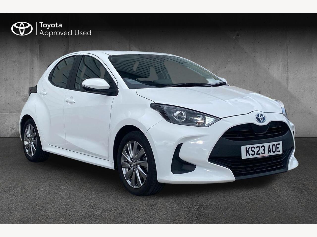 Main listing image - Toyota Yaris