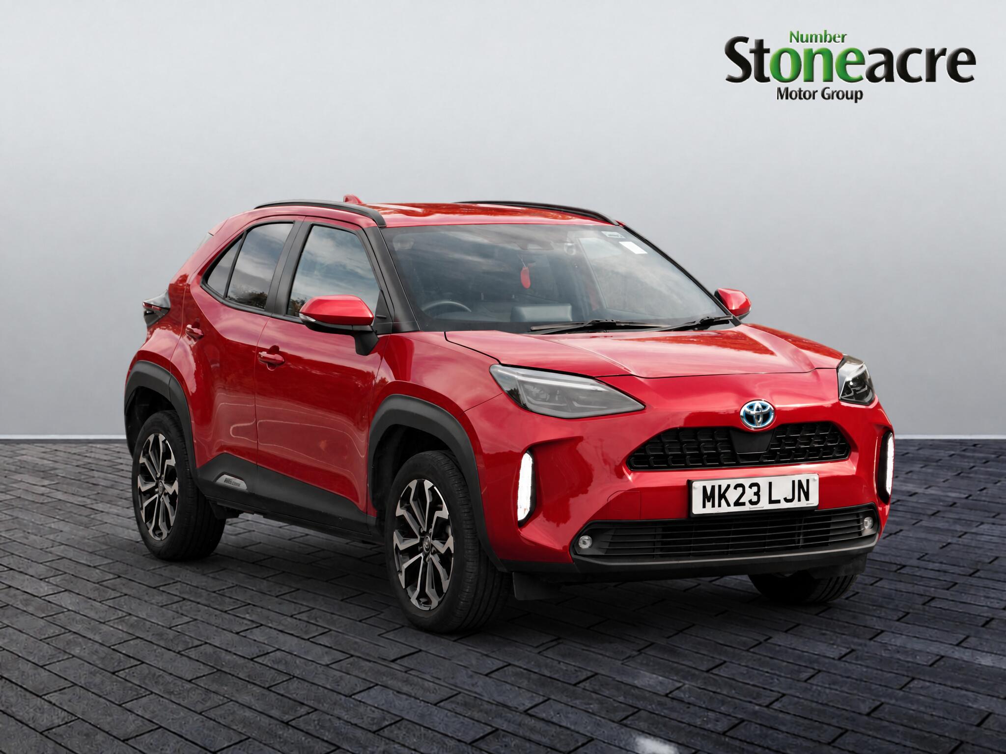 Main listing image - Toyota Yaris Cross