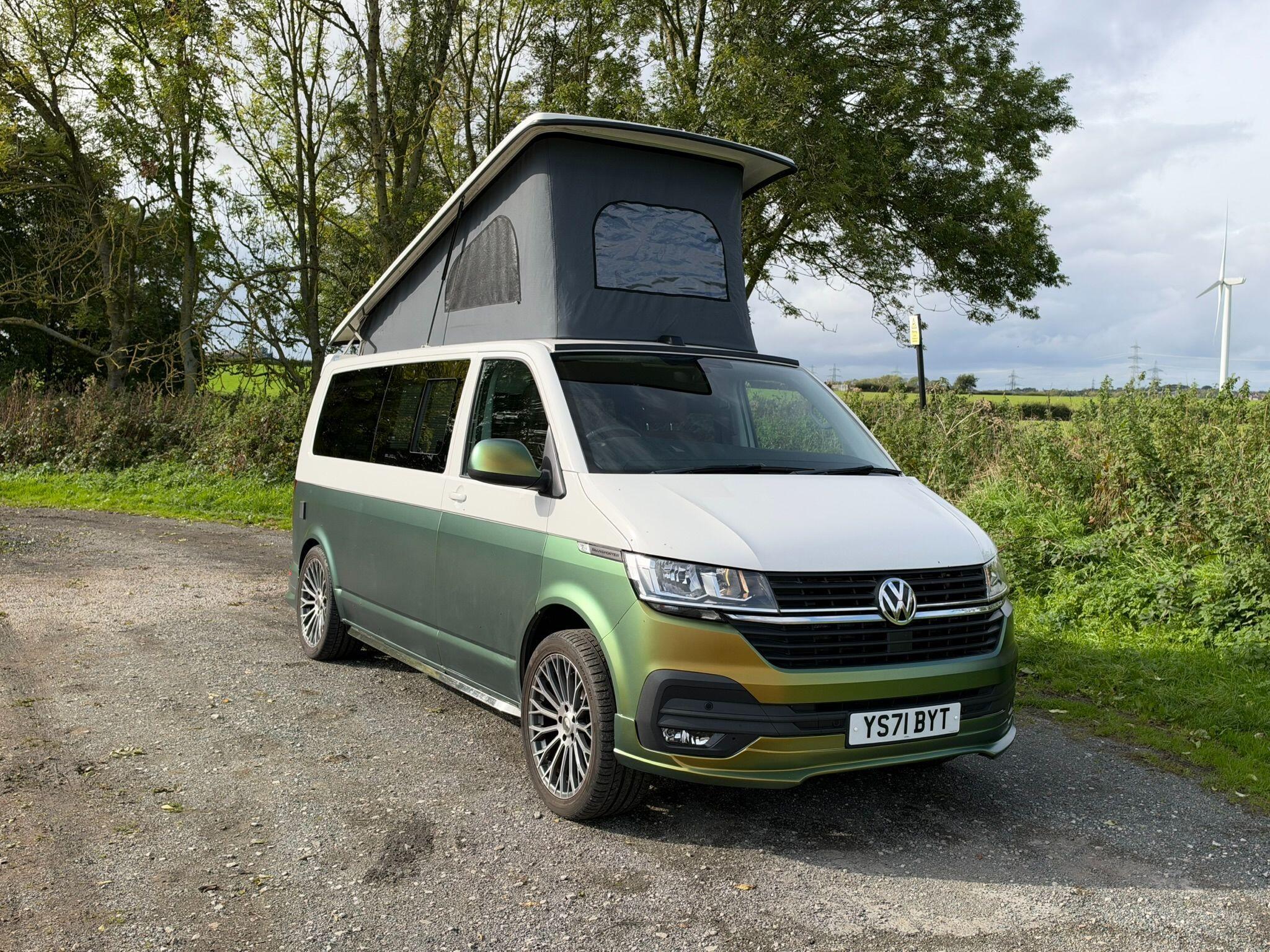 Main listing image - Volkswagen Transporter