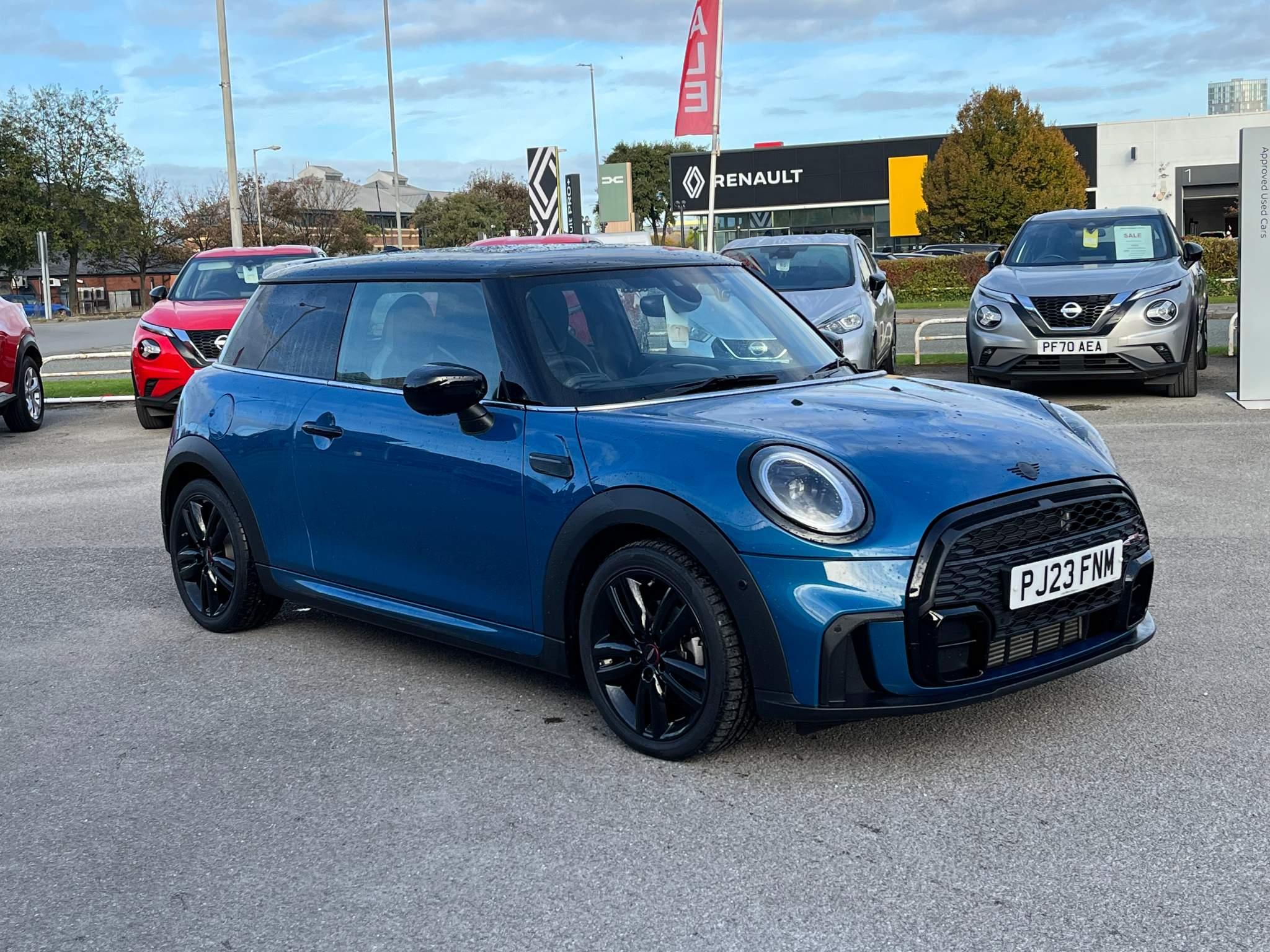 Main listing image - MINI Hatchback