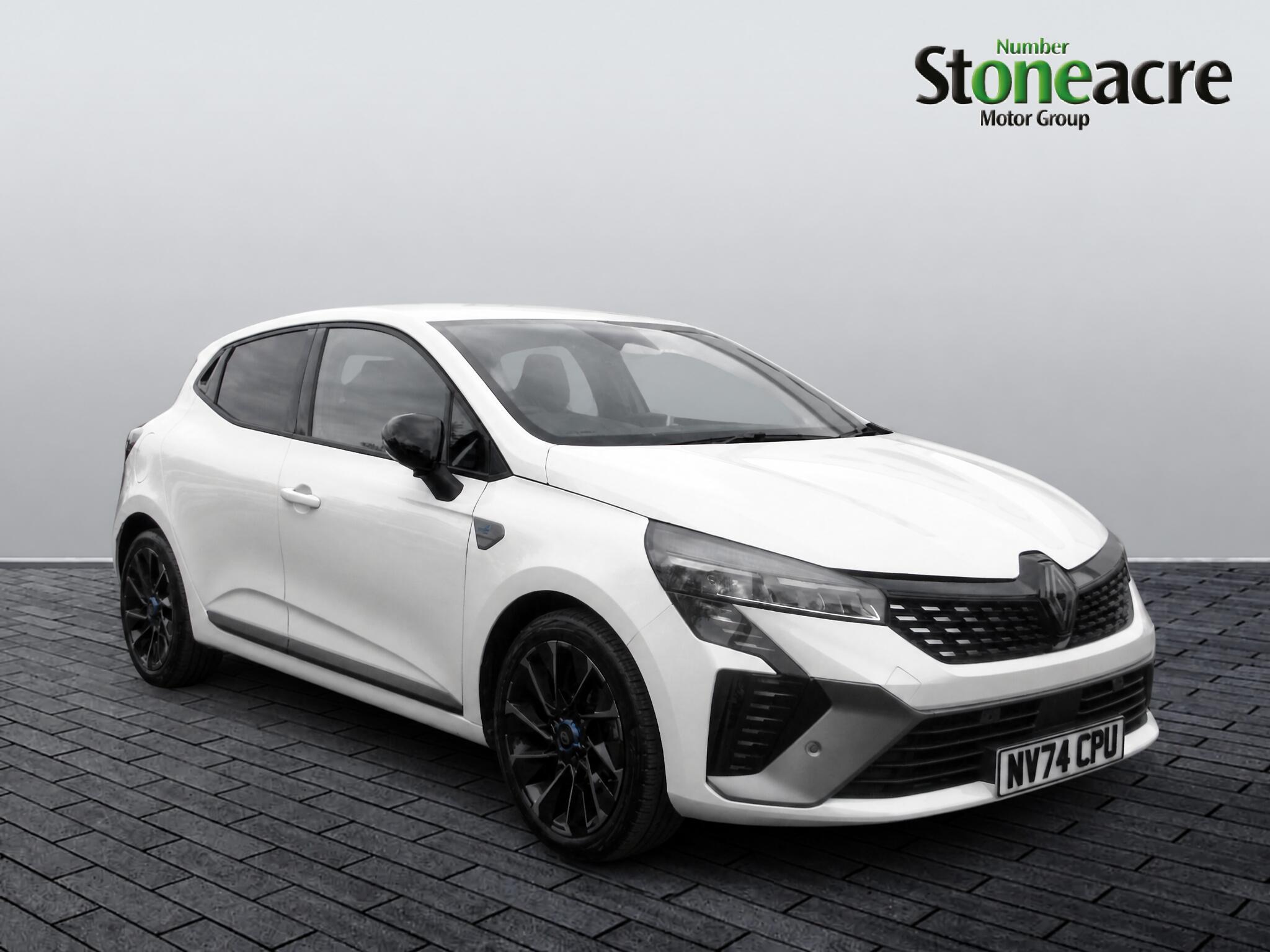 Main listing image - Renault Clio