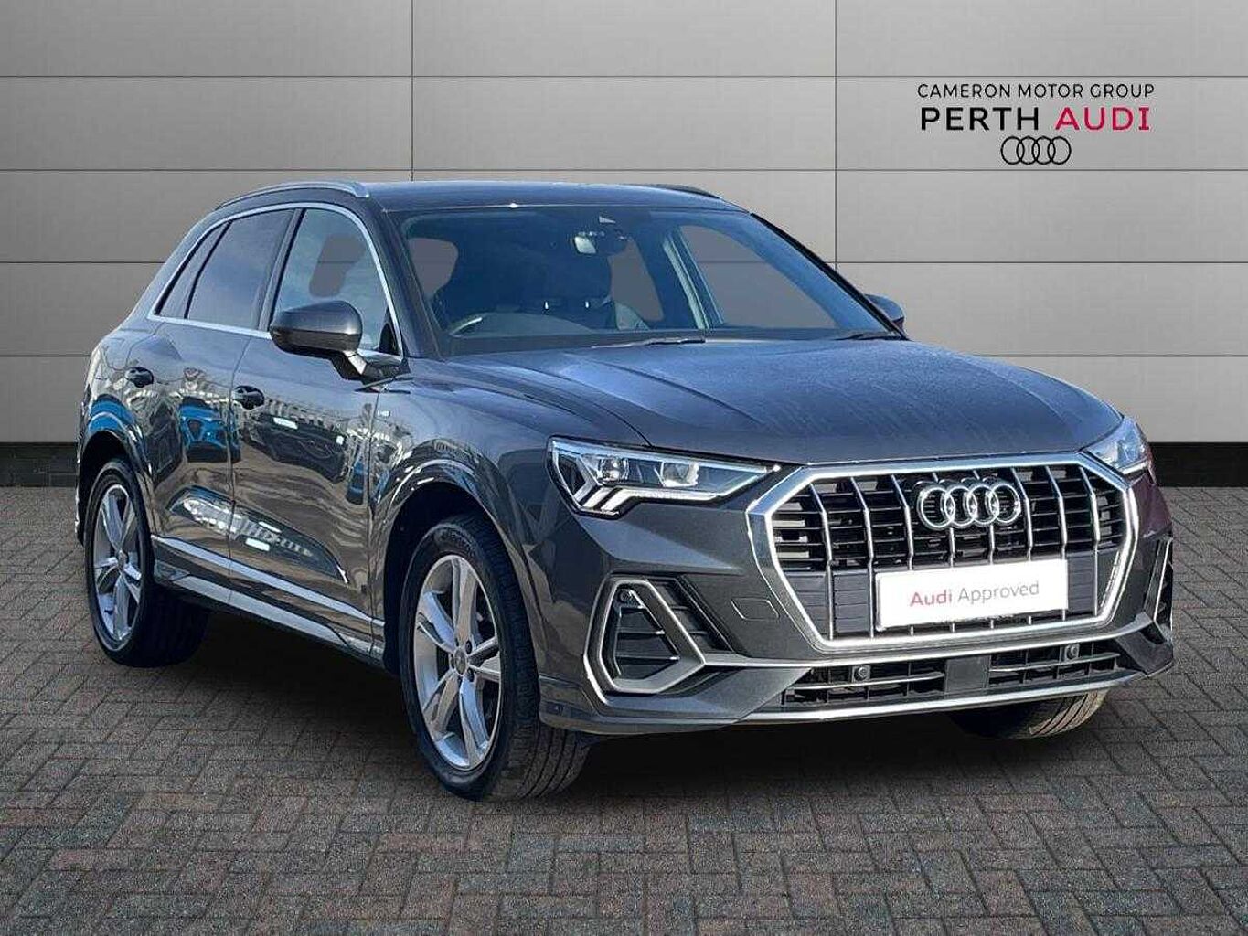 Main listing image - Audi Q3