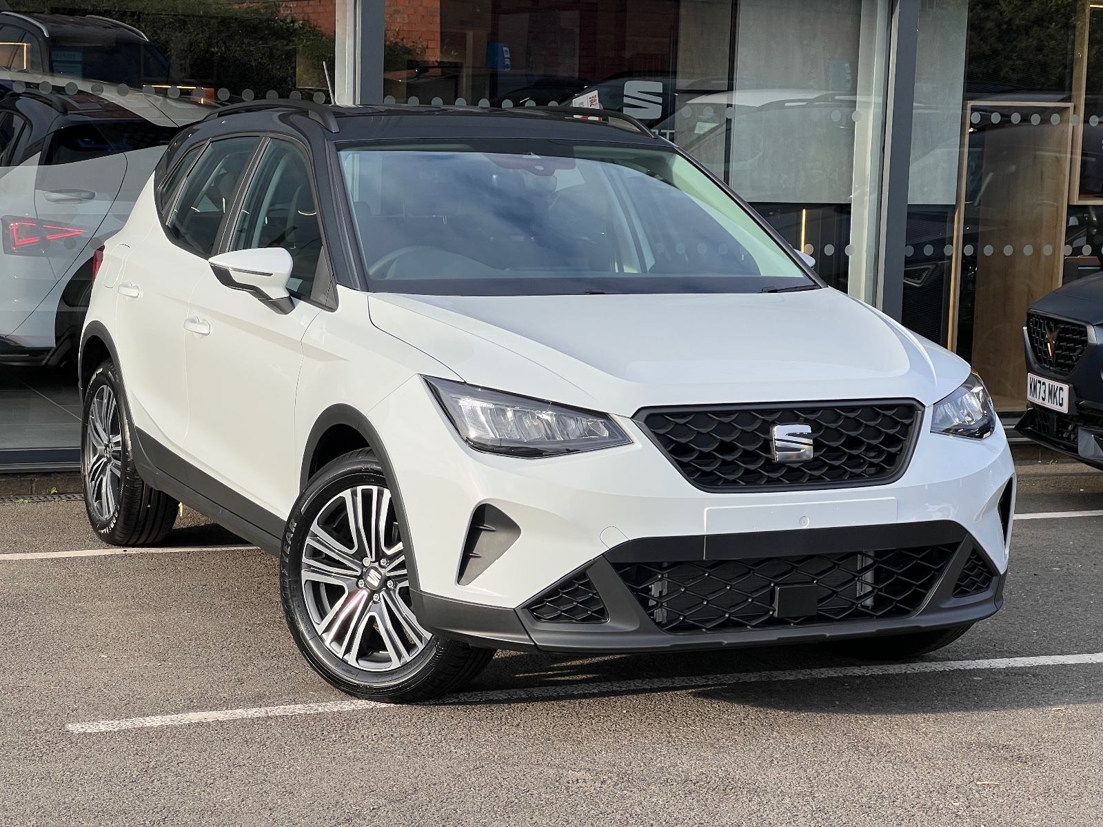 Main listing image - SEAT Arona