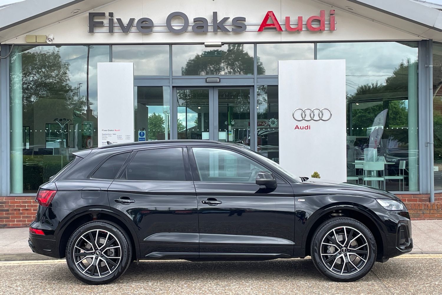 Main listing image - Audi Q5