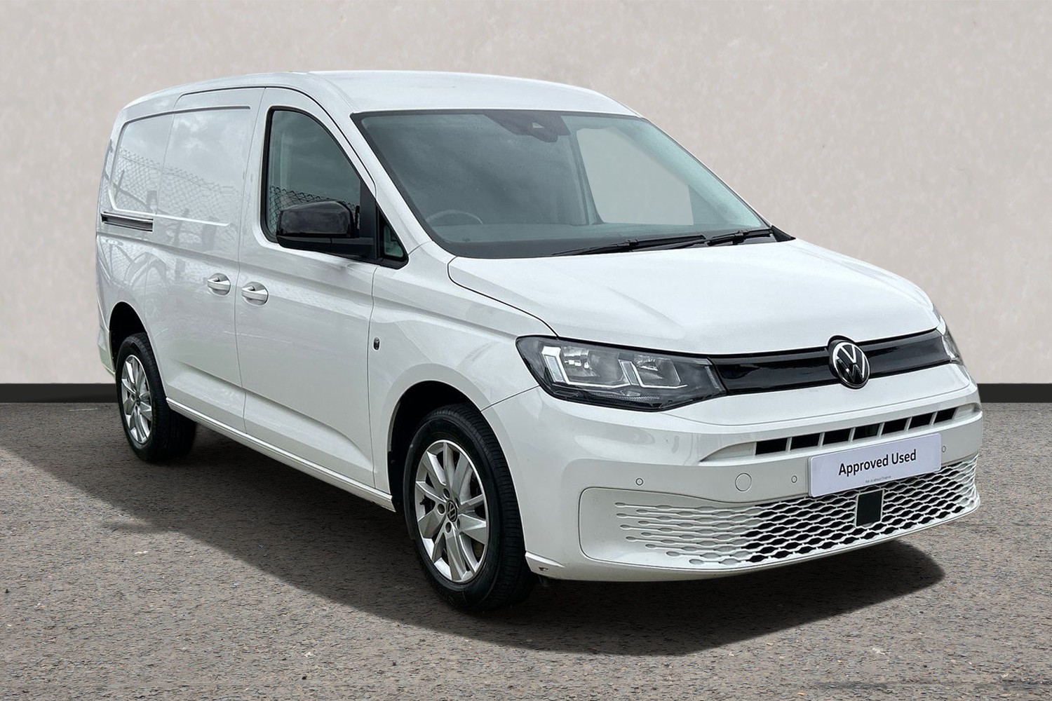 Main listing image - Volkswagen Caddy Maxi