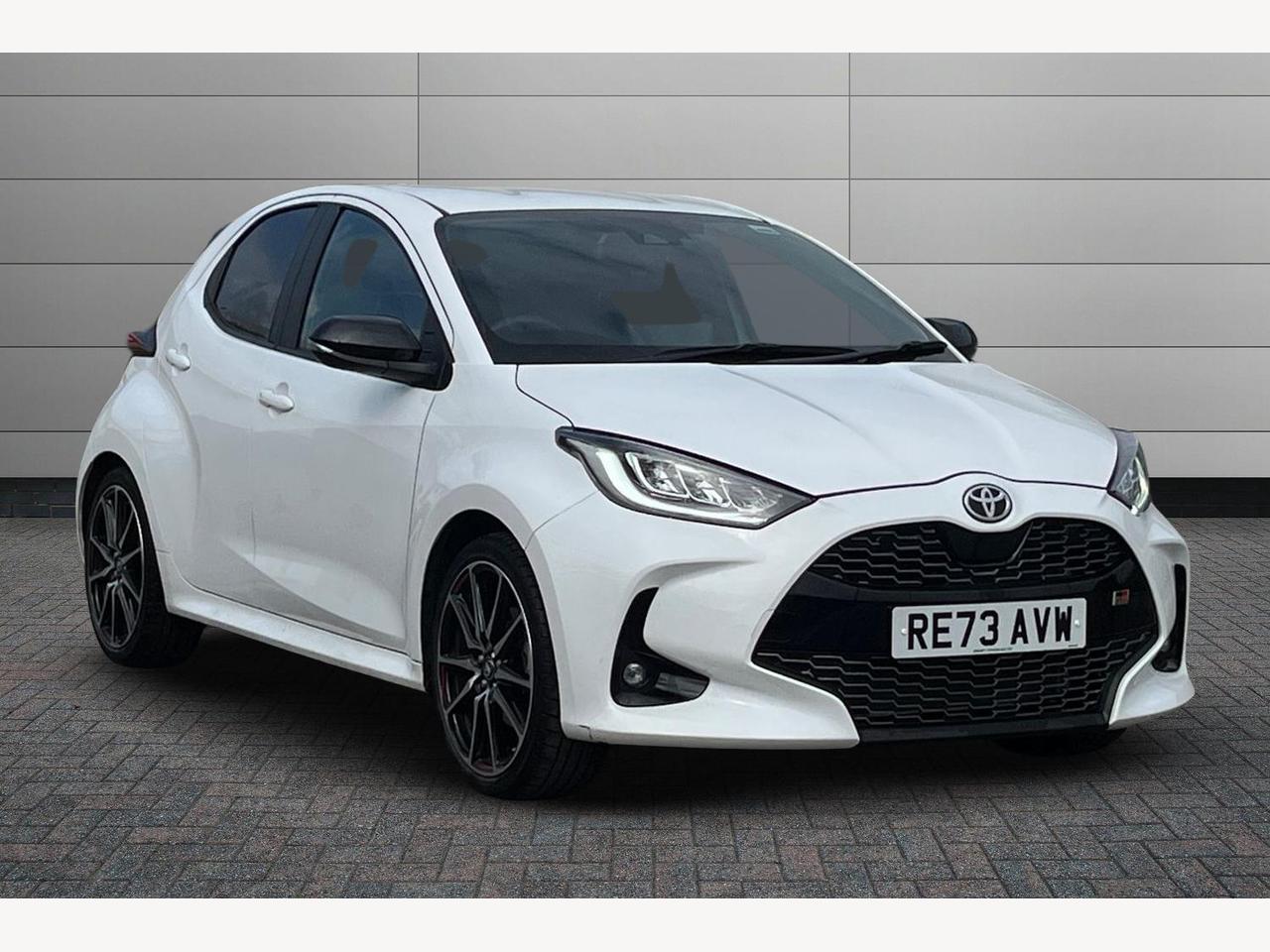 Main listing image - Toyota Yaris
