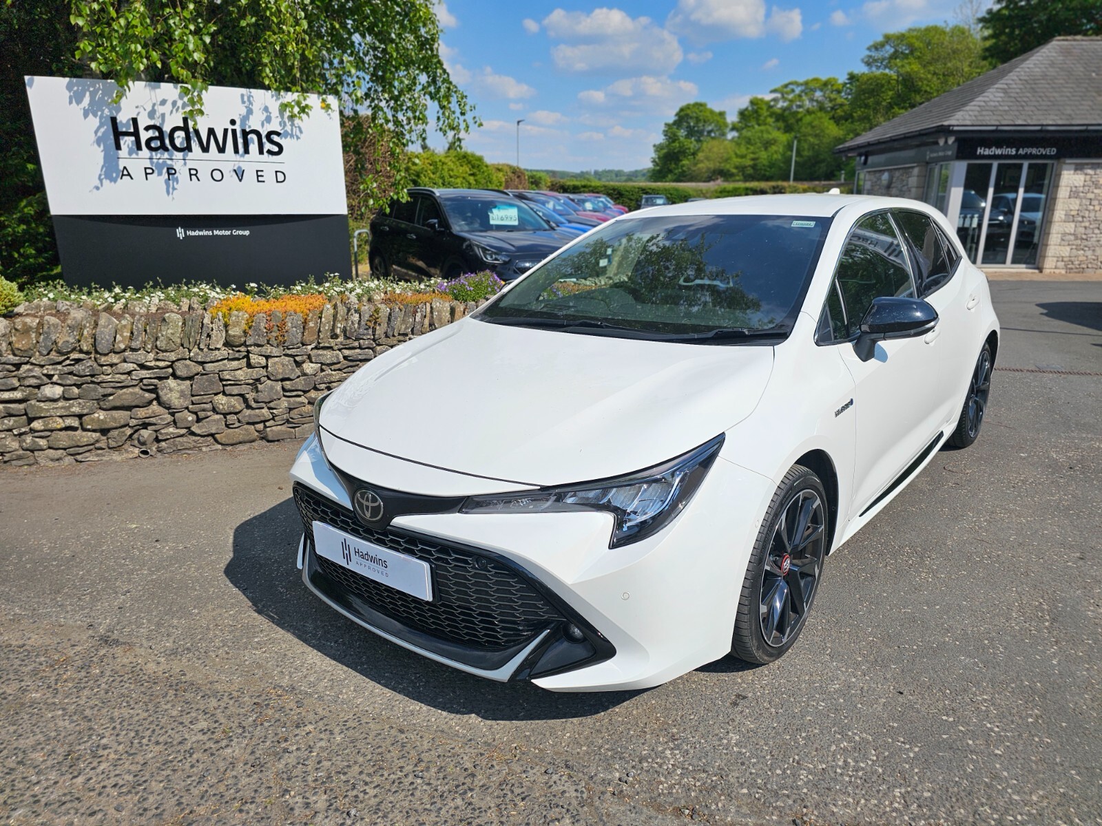 Main listing image - Toyota Corolla