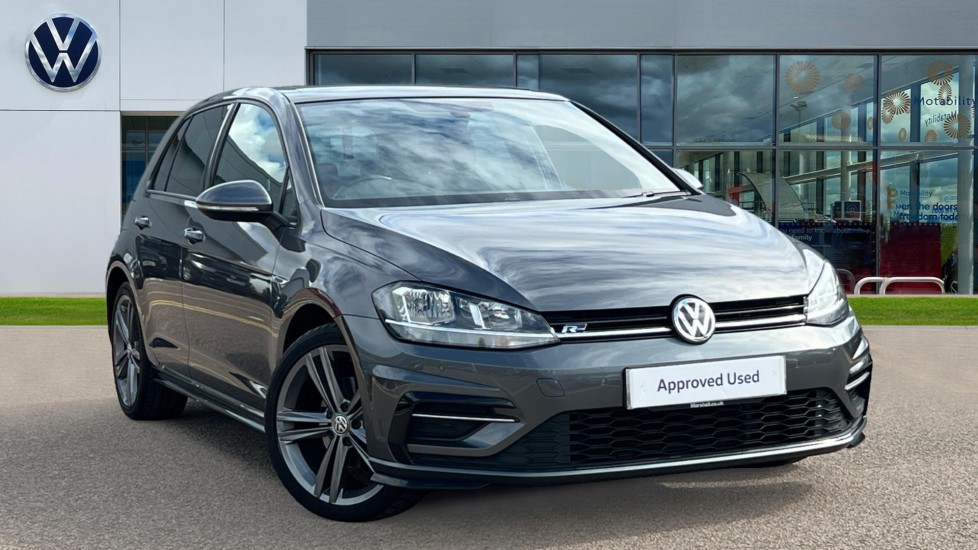 Main listing image - Volkswagen Golf