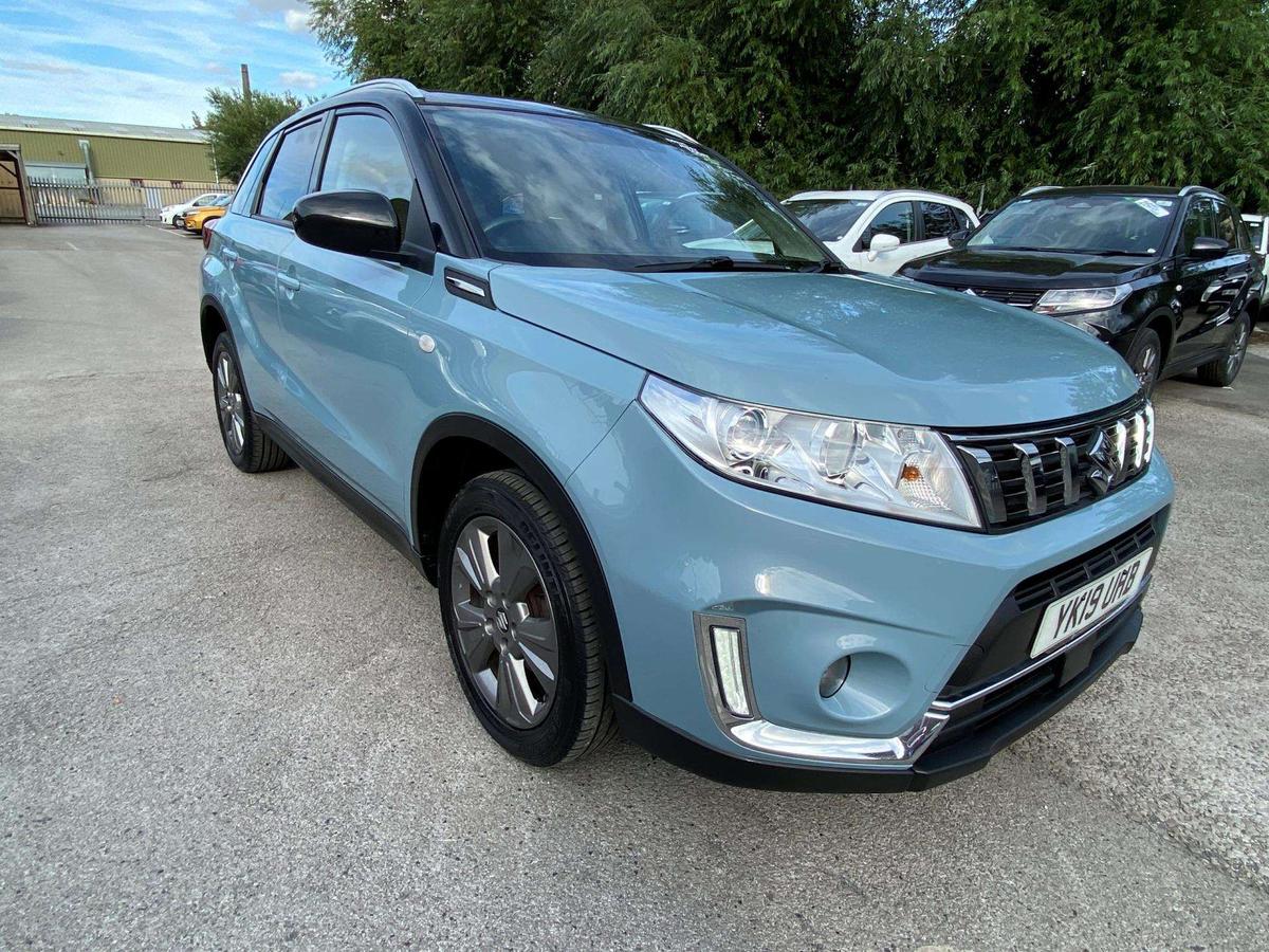 Main listing image - Suzuki Vitara
