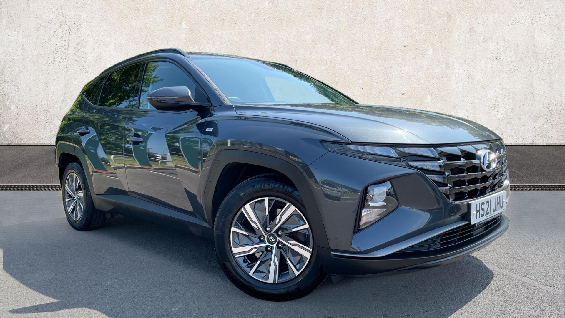 Main listing image - Hyundai Tucson