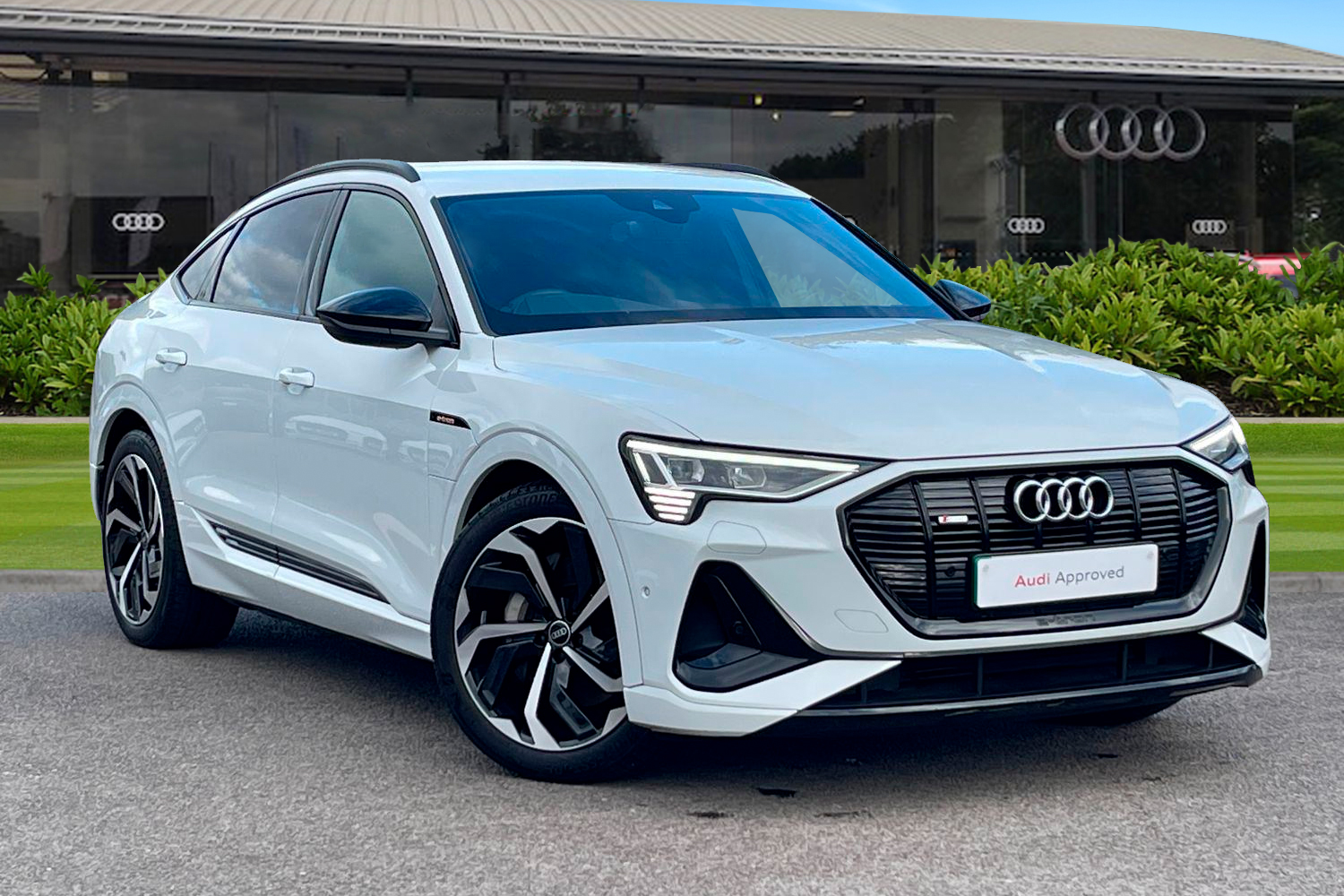 Main listing image - Audi e-tron