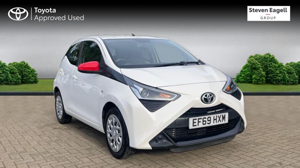 Main listing image - Toyota Aygo