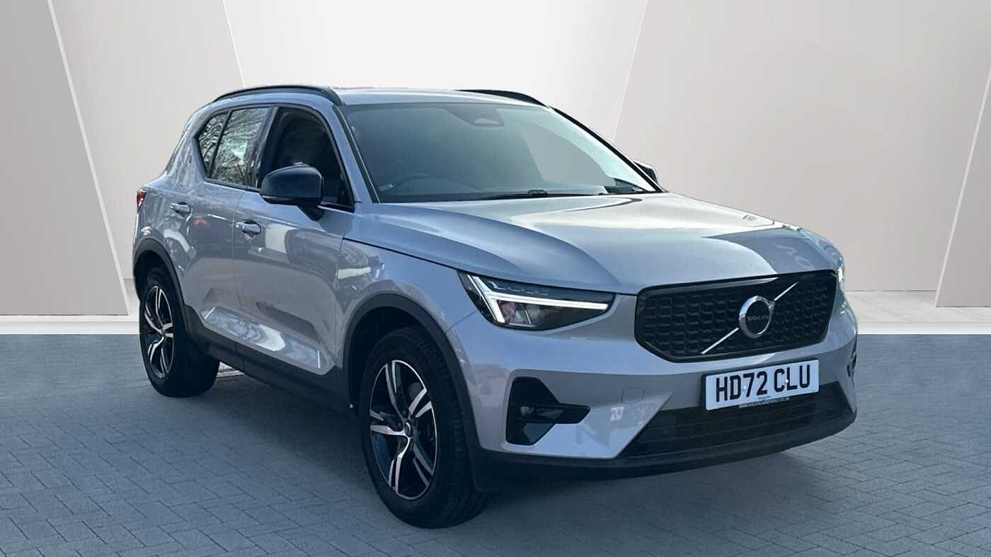 Main listing image - Volvo XC40