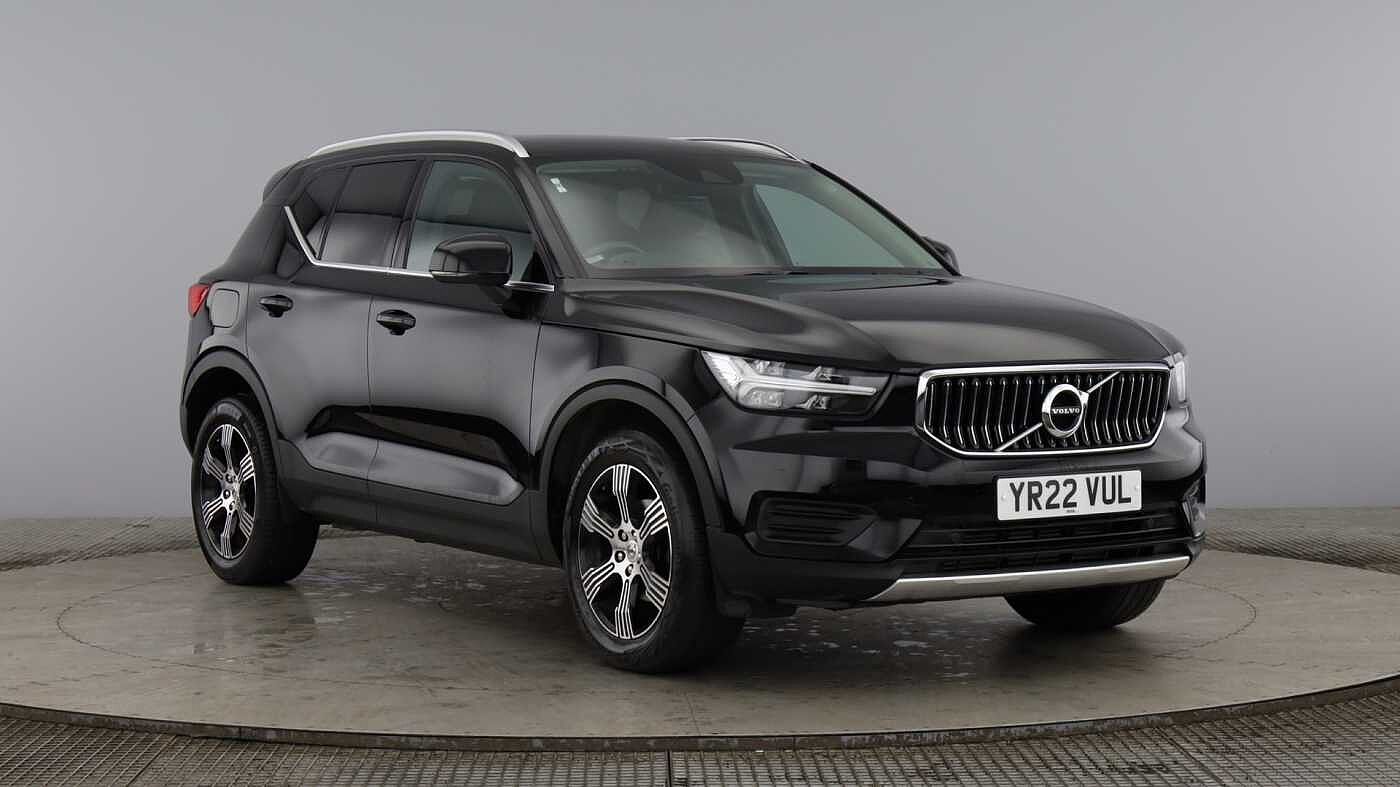 Main listing image - Volvo XC40