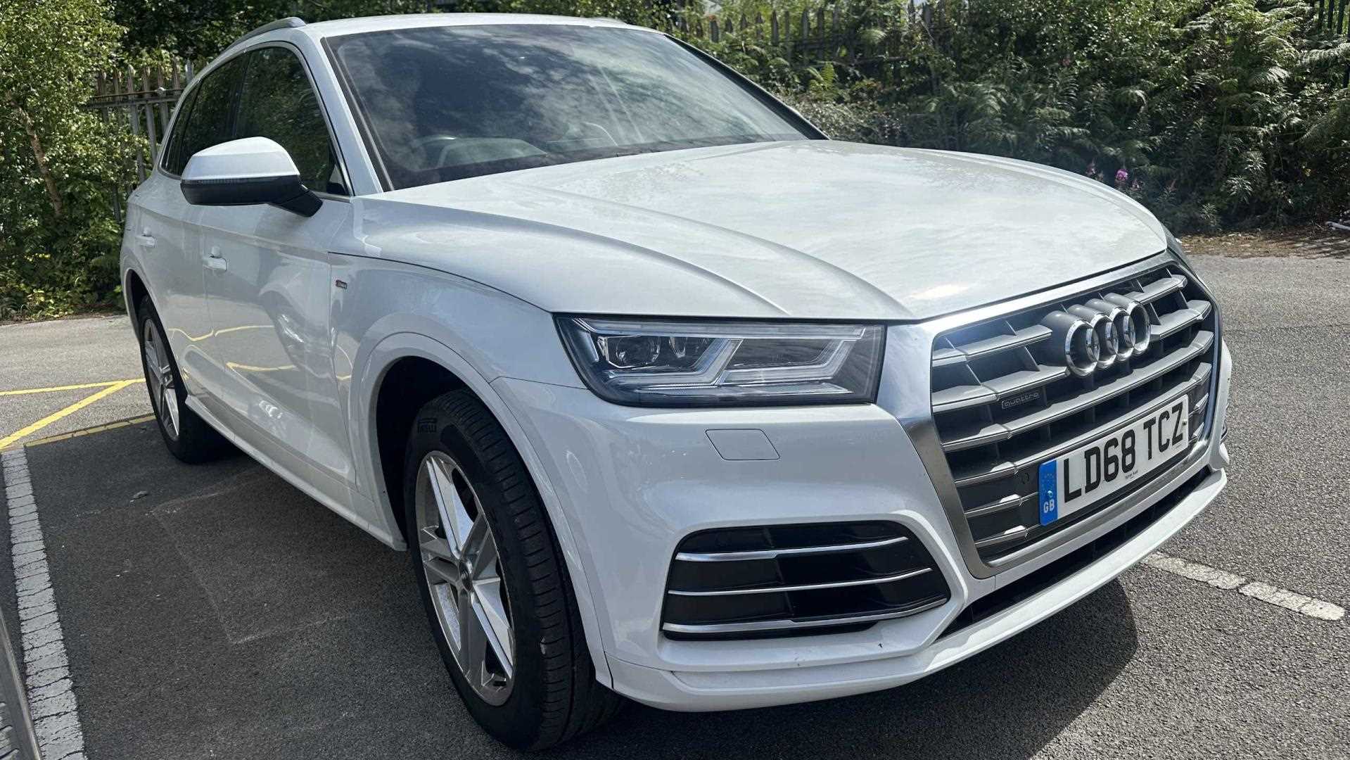 Main listing image - Audi Q5