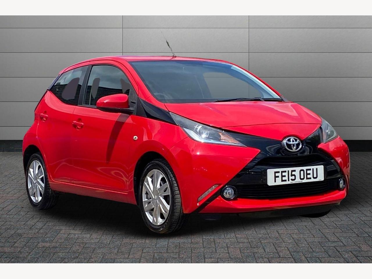 Main listing image - Toyota Aygo