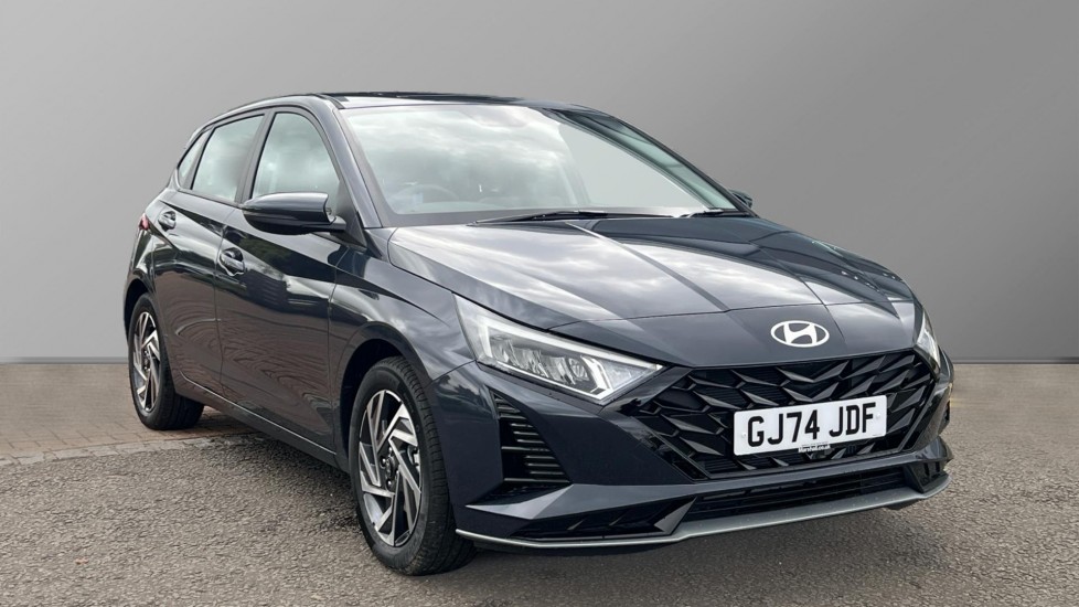 Main listing image - Hyundai i20