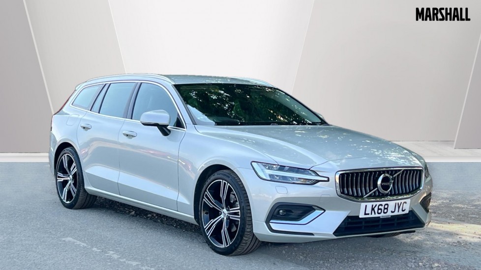 Main listing image - Volvo V60