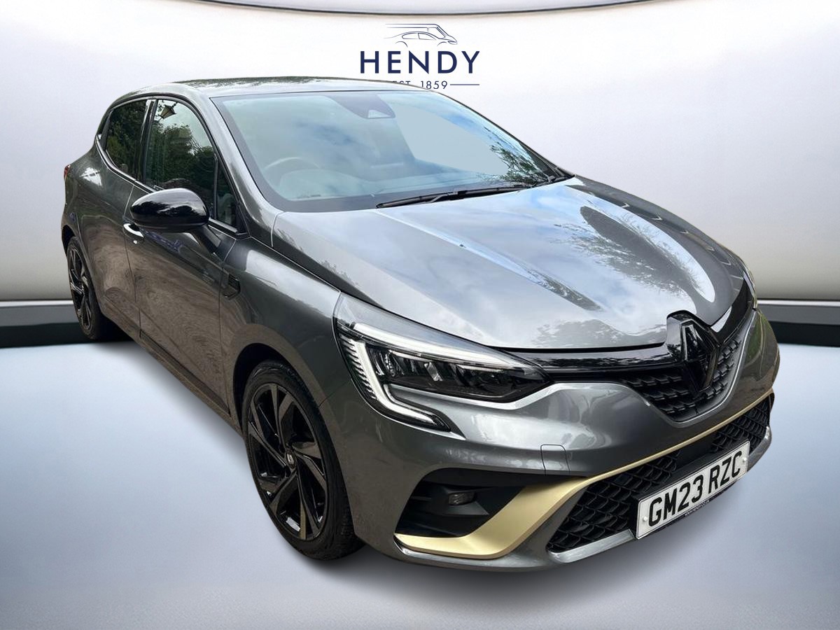 Main listing image - Renault Clio