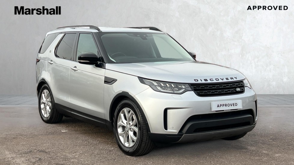 Main listing image - Land Rover Discovery