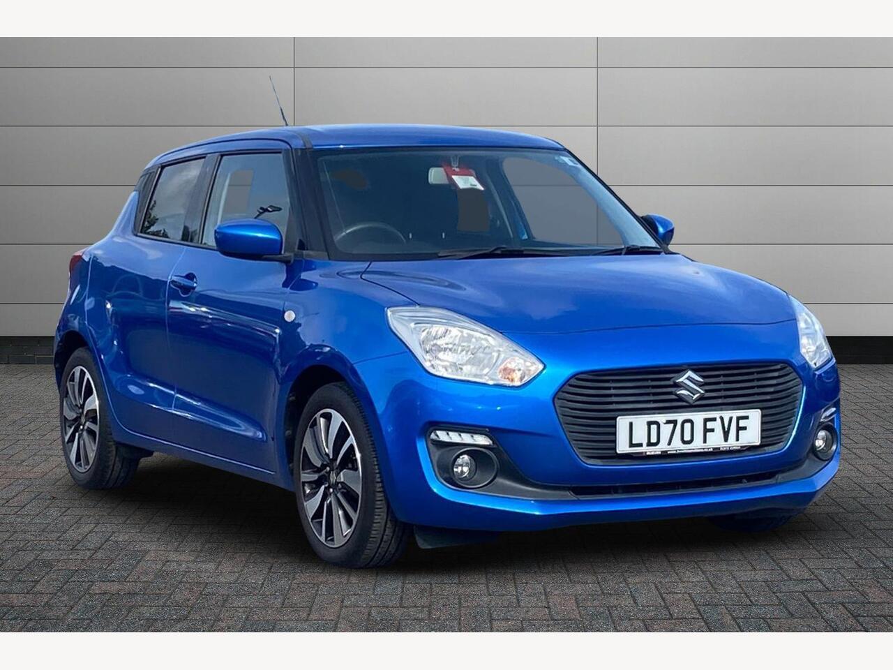 Main listing image - Suzuki Swift