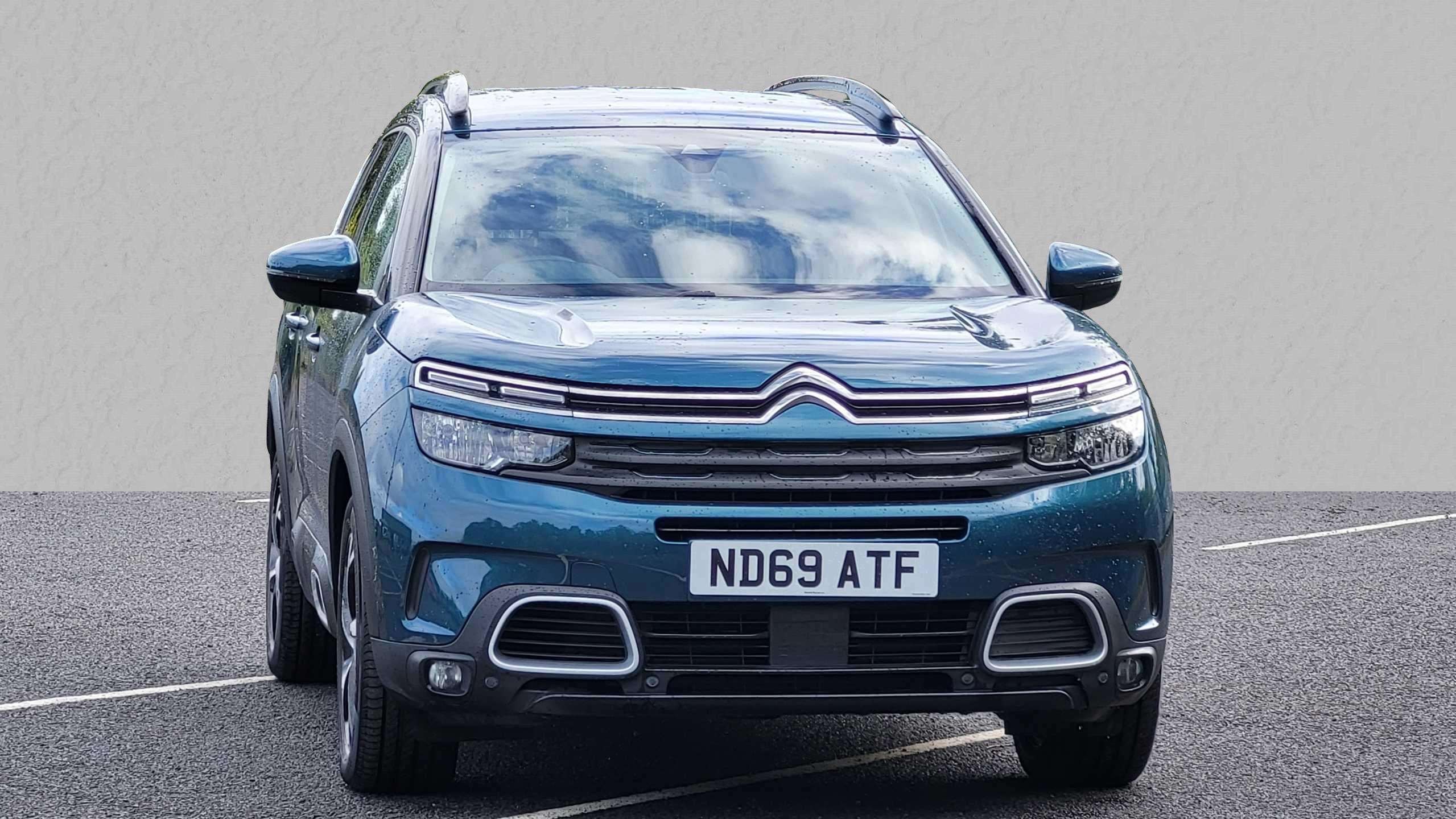 Main listing image - Citroen C5 Aircross