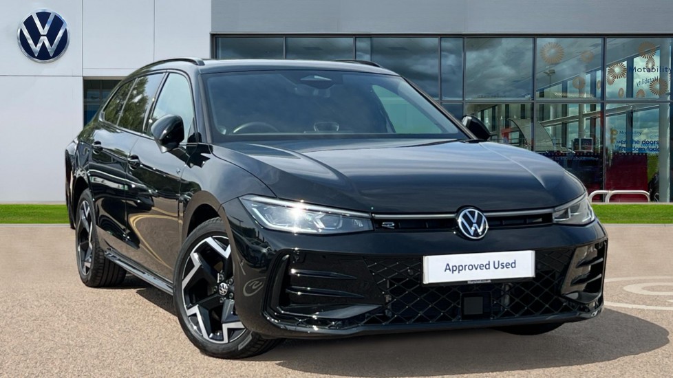 Main listing image - Volkswagen Passat Estate