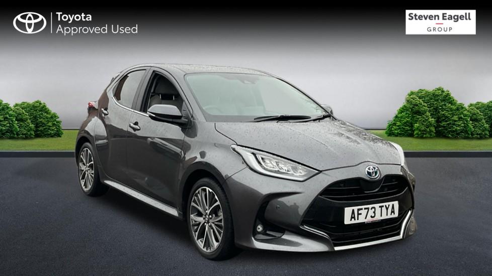 Main listing image - Toyota Yaris