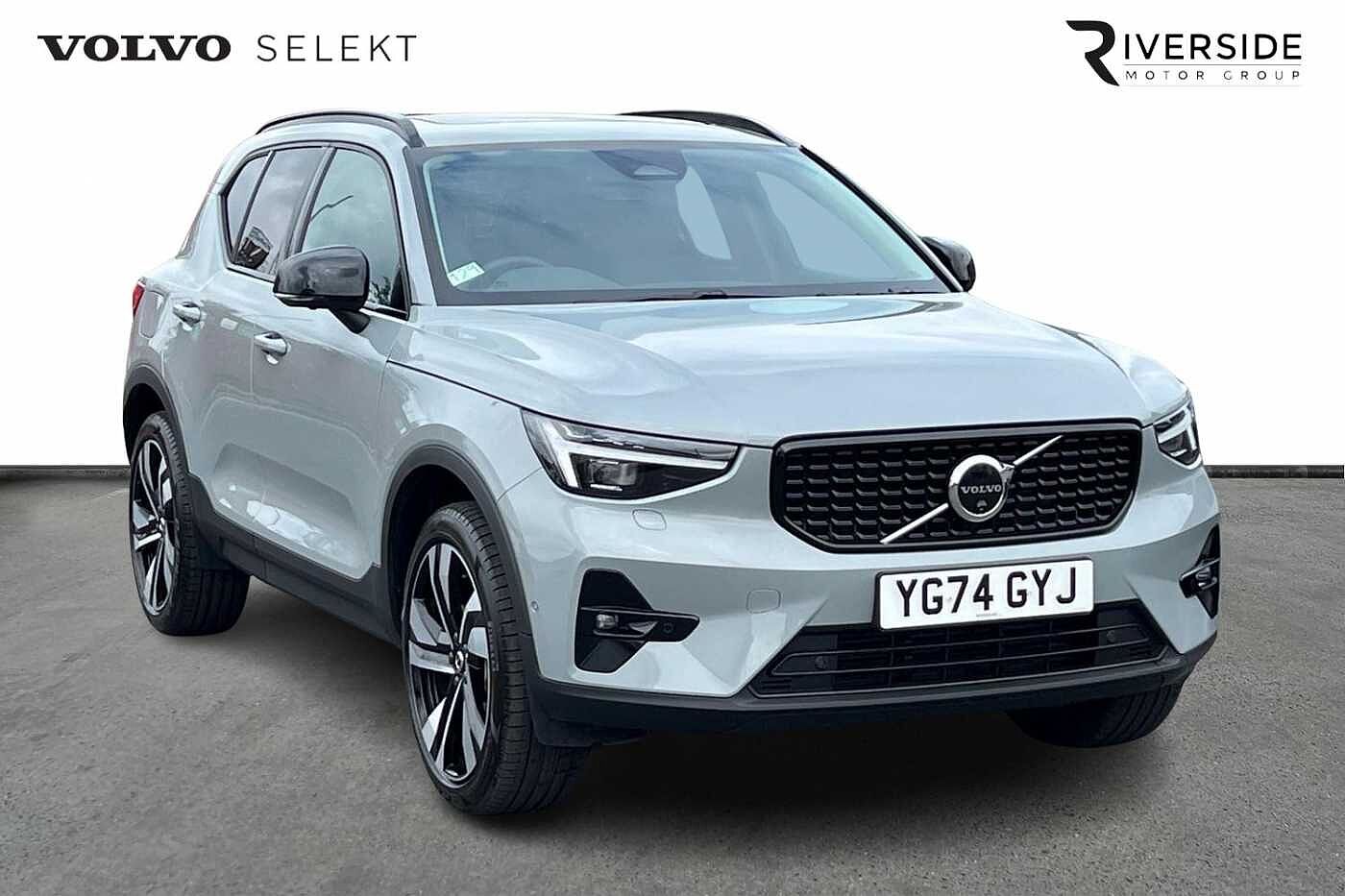 Main listing image - Volvo XC40