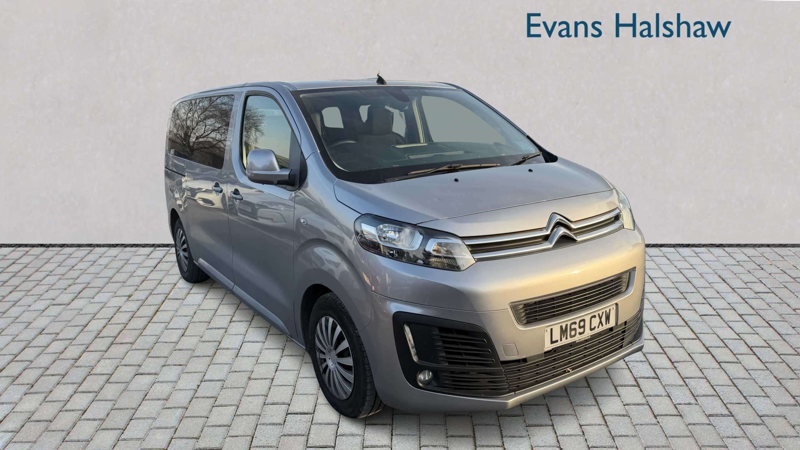 Main listing image - Citroen Space Tourer