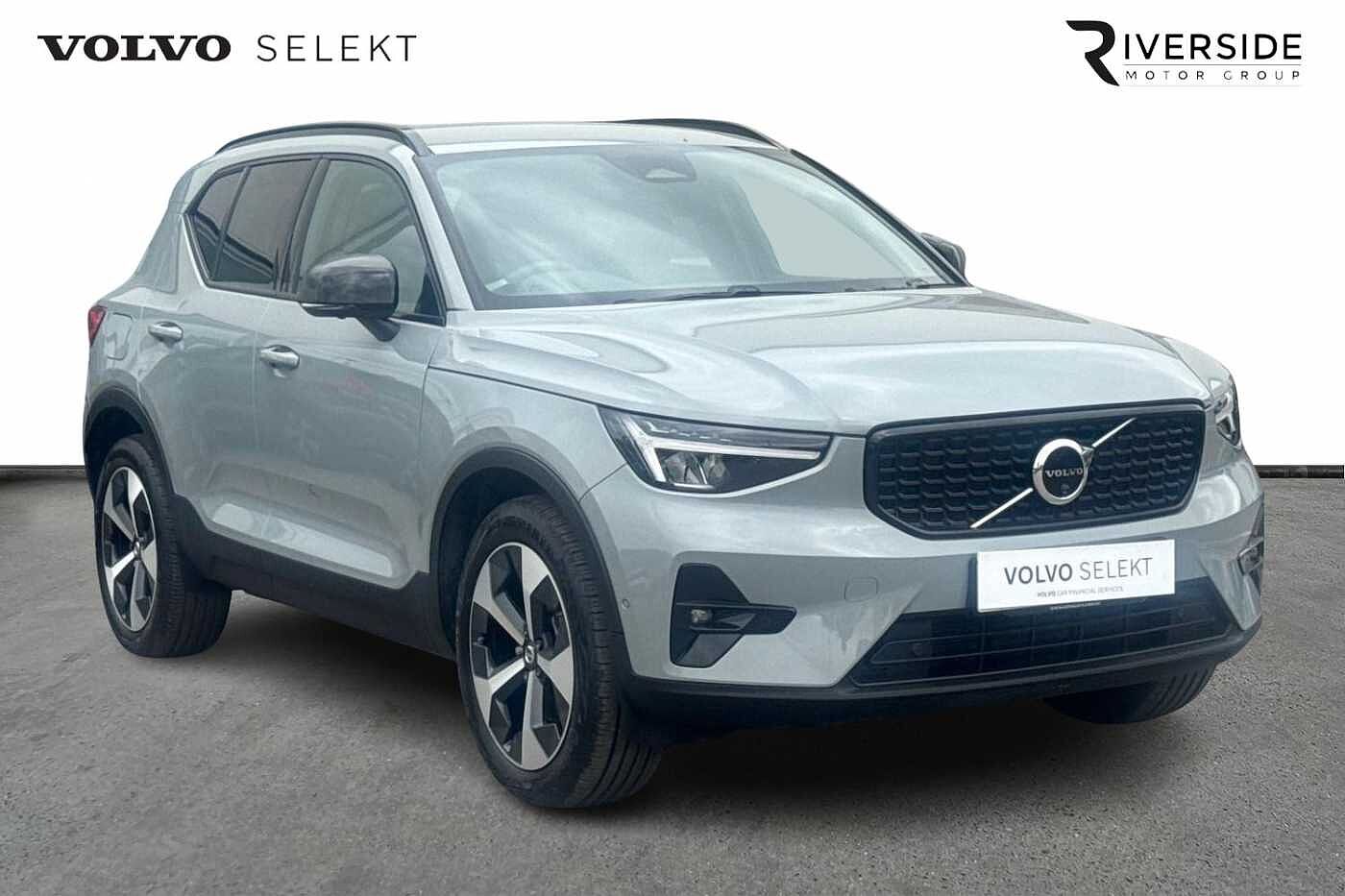 Main listing image - Volvo XC40
