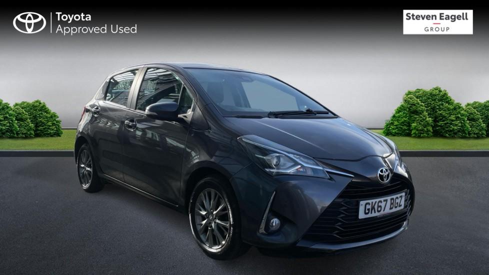 Main listing image - Toyota Yaris