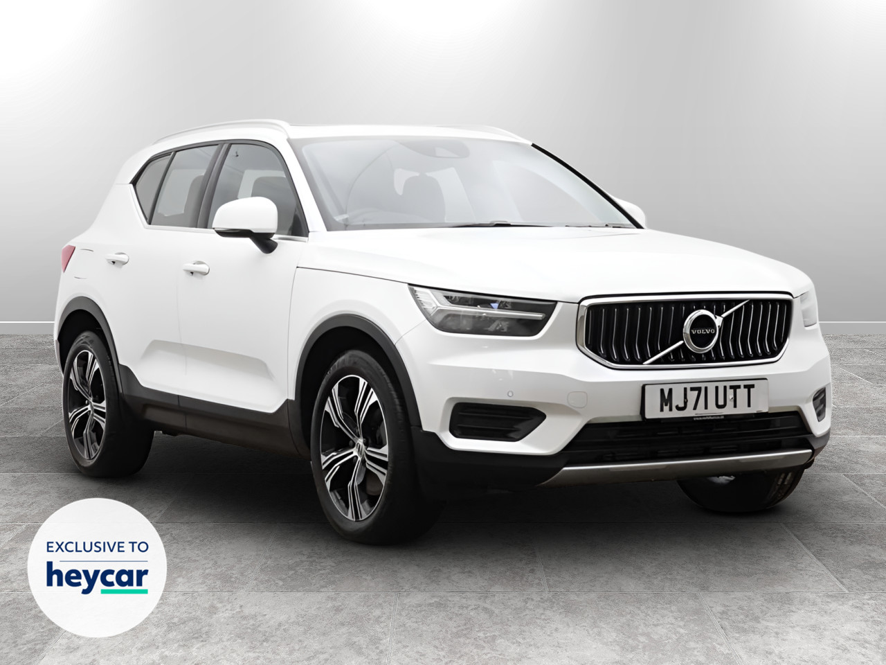 Main listing image - Volvo XC40 Recharge