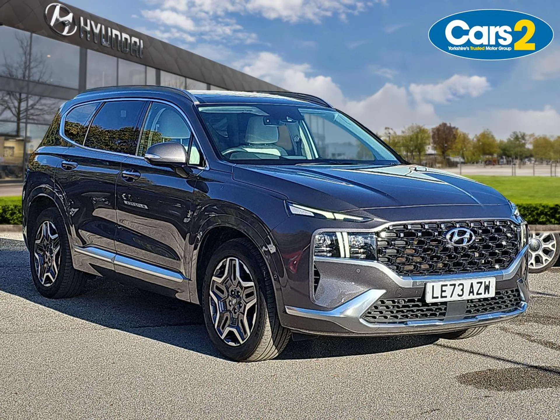 Main listing image - Hyundai Santa Fe